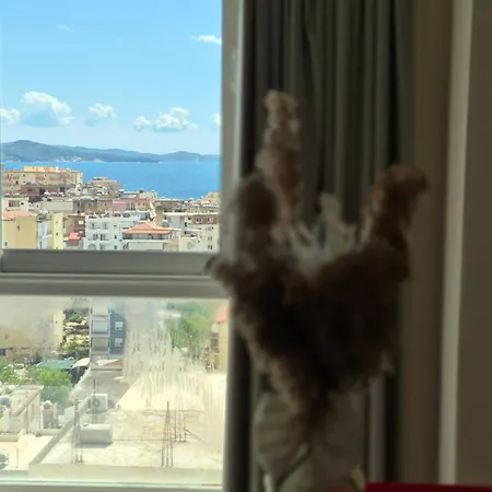 Guest - Sea Breeze Apartments-sea View