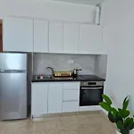 Guest - Sea Breeze Apartments-sea View Saranda