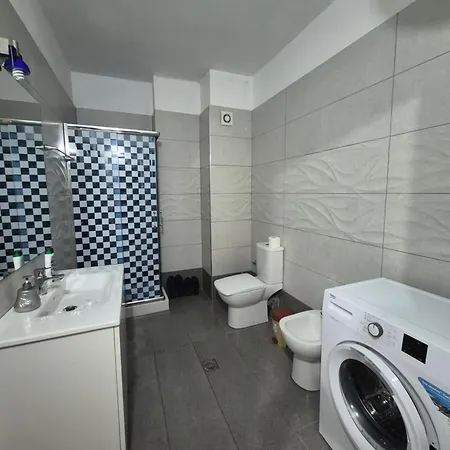 Guest - Sea Breeze Apartments-sea View Апартаменты *