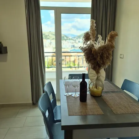 Guest - Sea Breeze Apartments-sea View شقة ساراندا