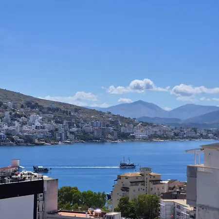 Guest - Sea Breeze Apartments-sea View Апартаменты