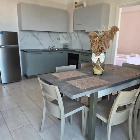 Guest - Sea Breeze Apartments-sea View شقة