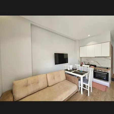 Guest - Sea Breeze Apartments-sea View